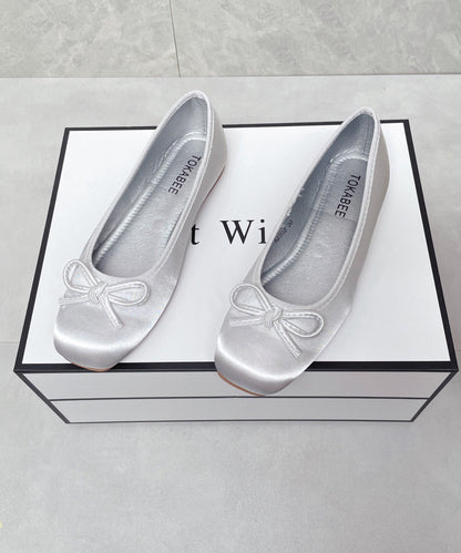 Chaussures plates en satin avec nœud et nœud bleu confortable