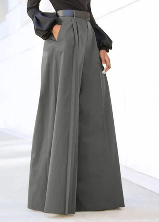 Pantalon gris à poches larges et taille haute pour le printemps