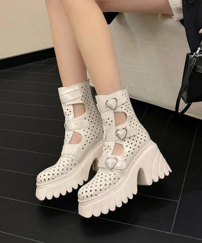 Bottes en cuir de vachette blanc avec boucle creuse et épissage QK064