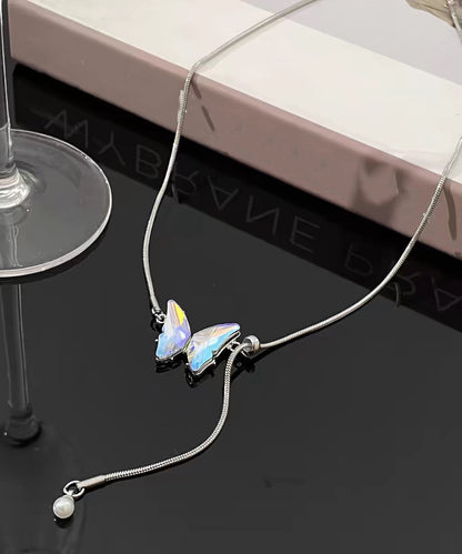 Collier pendentif papillon en acier inoxydable et soie Brief II022