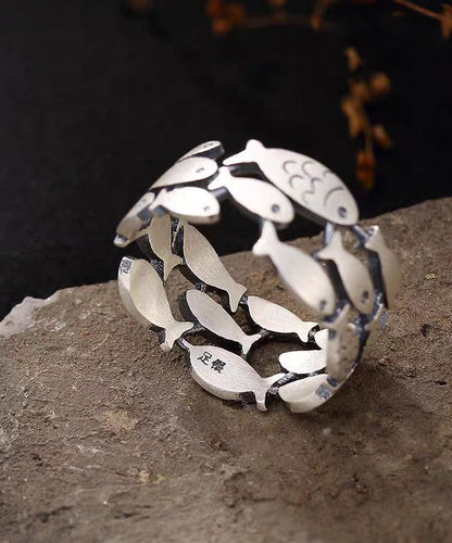 Kurze Seide Sterling Silber Aushöhlen Kleine Fische Ringe YI030