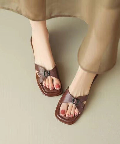 Sandales à bout ouvert marron Boutique Versatile Flat JJ048