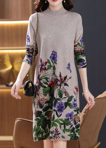 Robe en tricot de laine confortable à col roulé et ouverture latérale camel, printemps TB021