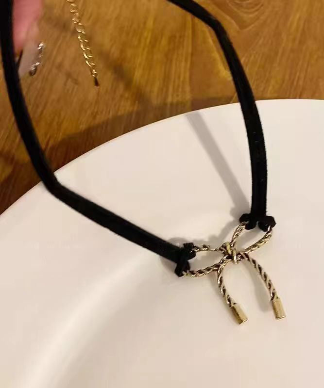 Chic Black Make Old Black Gold Bow Pendant Necklace GH1052