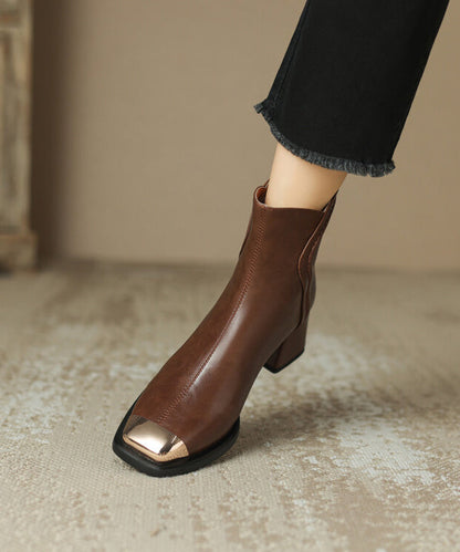 Bottes à talons épais en cuir de vachette marron chic avec fermeture éclair WT013