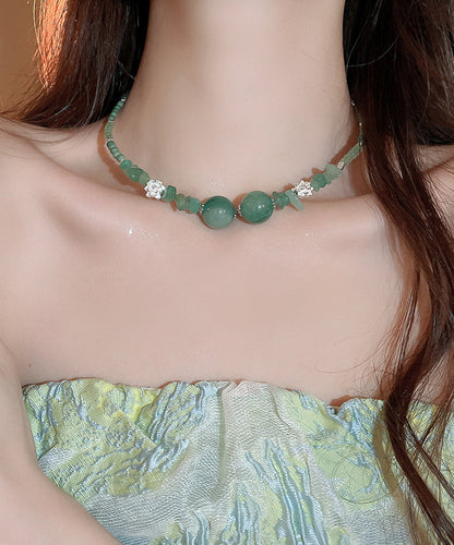 Collier ras du cou chic en alliage vert avec pierres précieuses et perles en zircon WQ028