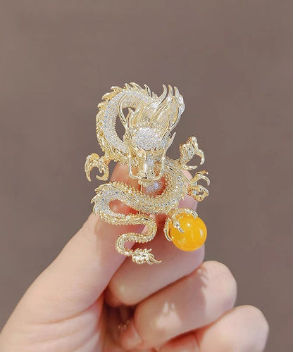 Broche en alliage d'argent sterling doré et zircon de style chinois avec dragon doré jouant avec des perles WP013