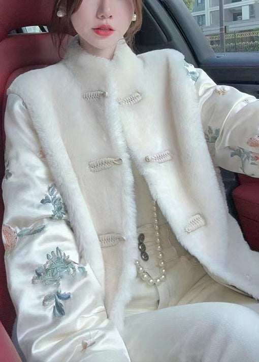 Parkas patchwork à boutons blancs et duveteux de style chinois pour l'hiver RC001