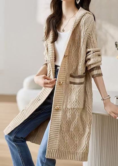 Cardigan ample en tricot beige élégant avec poches à capuche pour l'automne QS020