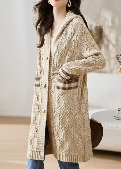 Cardigan ample en tricot beige élégant avec poches à capuche pour l'automne QS020