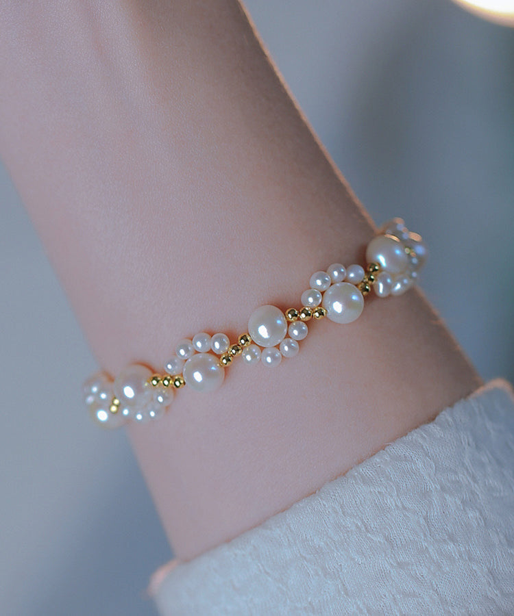 Edles weißes Legierungsperlen-Katzenkrallen-Kettenarmband YI041