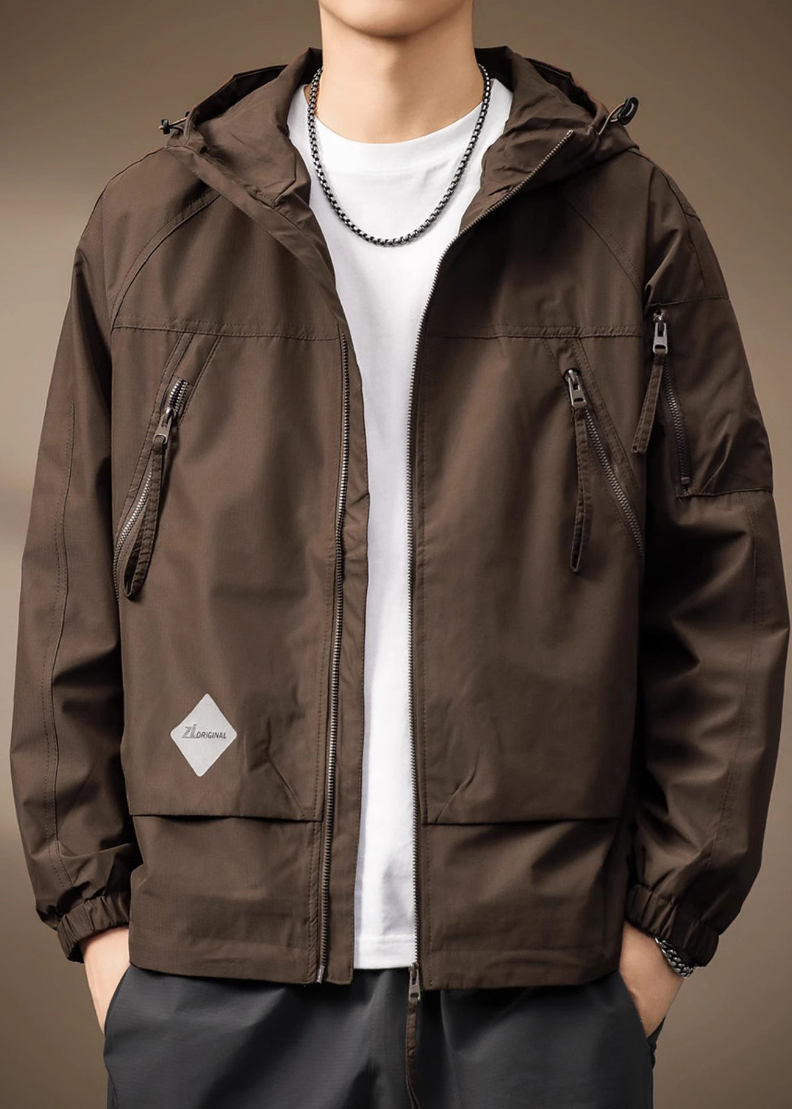 Manteau à capuche en coton avec cordon de serrage et fermeture éclair pour homme