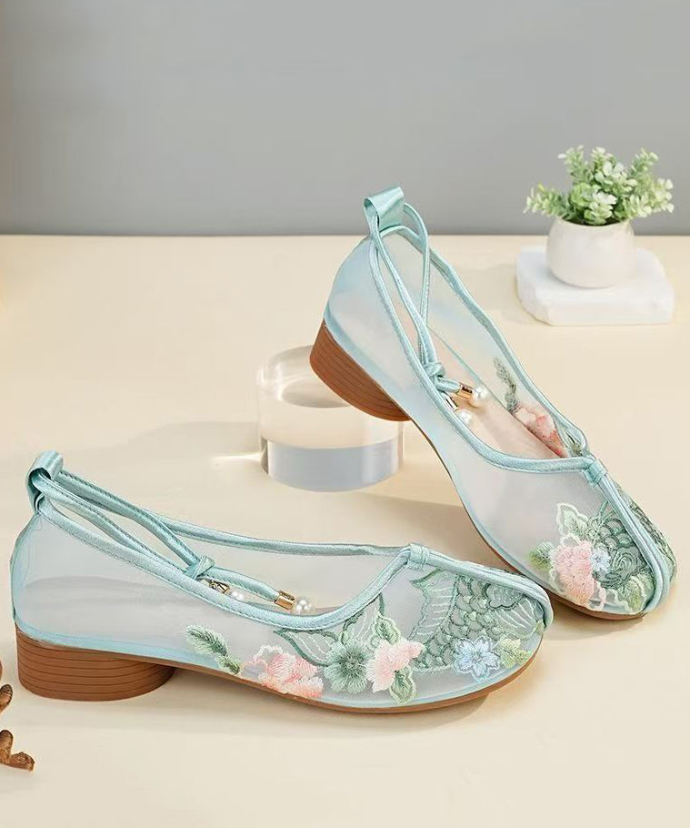 Bequeme, atmungsaktive flache Schuhe aus besticktem Mesh in Grün