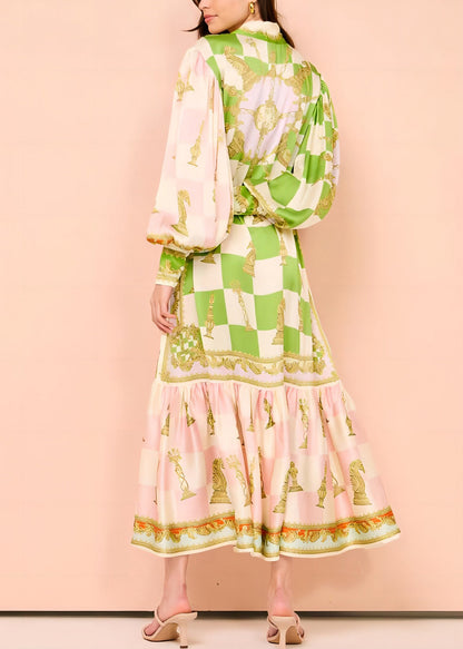 Krawattenknopf DIY Maxi Grünes Kleid Laternenkragen Peter Pan Taille