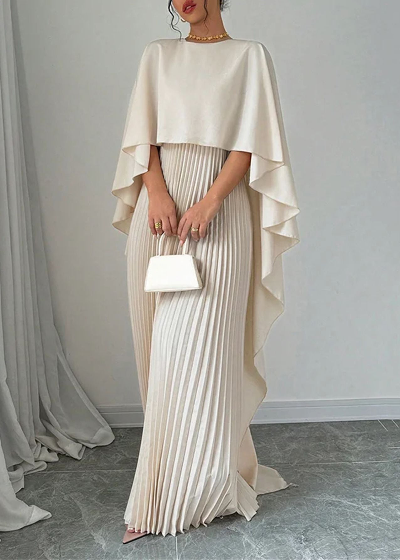 Langes Kleid Beige Ärmel Patchwork Asymmetrische Elegante
