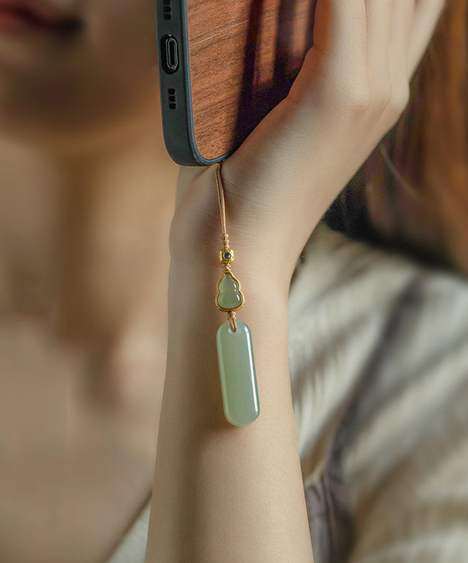 Porte-clés élégants en jade vert incrusté de zircon et de cuivre