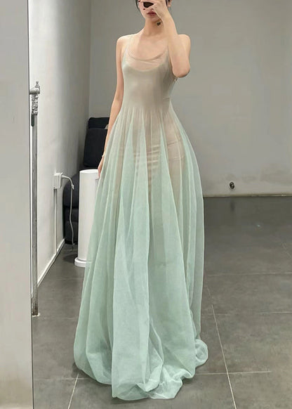 Robe élégante à bretelles spaghetti en tulle vert clair à col rond sans manches AH697