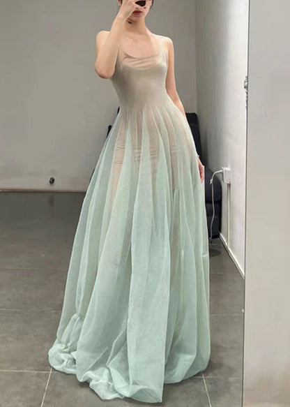 Robe élégante à bretelles spaghetti en tulle vert clair à col rond sans manches AH697