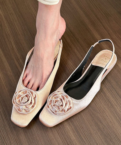 Sandales roses élégantes en satin avec de belles fleurs épissées JJ056