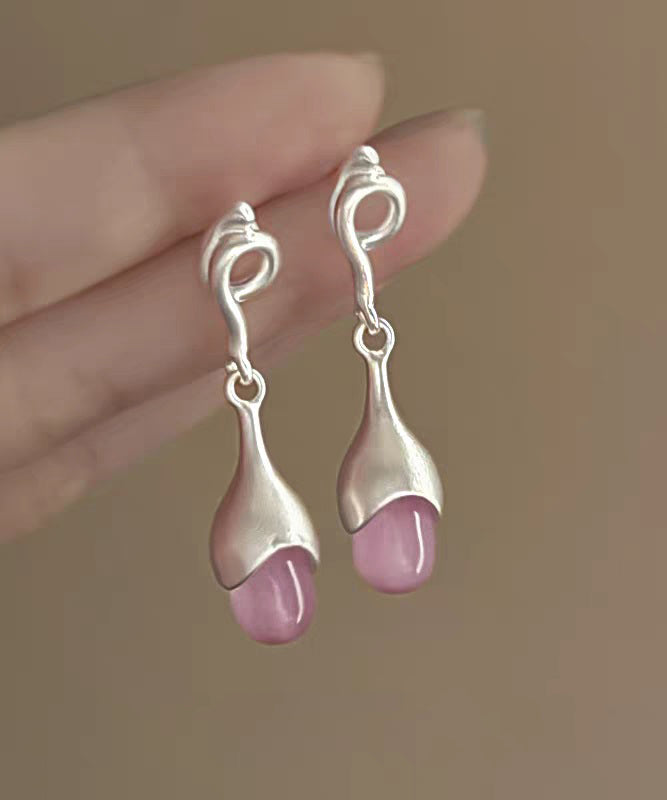 Boucles d'oreilles pendantes élégantes en pierre sterling avec pompon en forme de chat rose en argent
