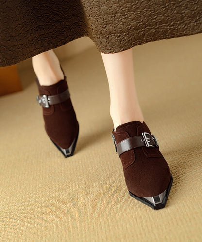 Elegante, klobige High Heels aus braunem Wildleder mit spitzer Spitze RX010