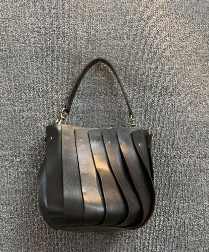 Sac à main tendance en cuir de veau noir MM040