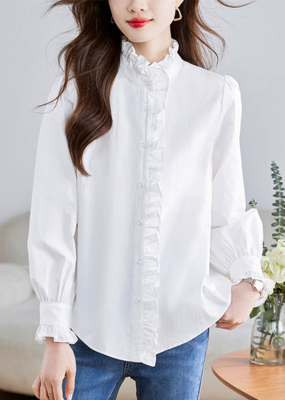 Chemise blanche à volants et col montant avec boutons et manches bouffantes QT010