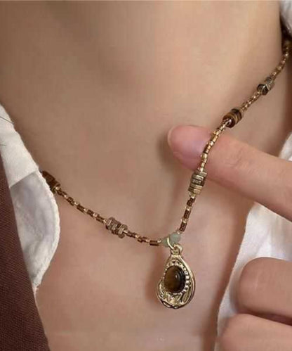 Collier avec pendentif en cristal œil de tigre et cuivre fin, ensemble de deux pièces QZ010