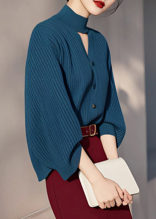 Feiner pfauenblauer Rollkragenpullover aus Baumwolle mit Hohlsaum, Frühling TO038