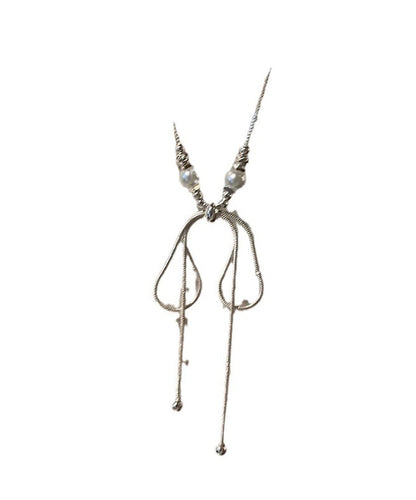 Collier avec pendentif en forme de nœud en alliage de soie fine et perles YU002