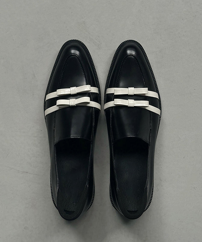 Bout pointu et nœud ajusté en cuir de vachette noir épais