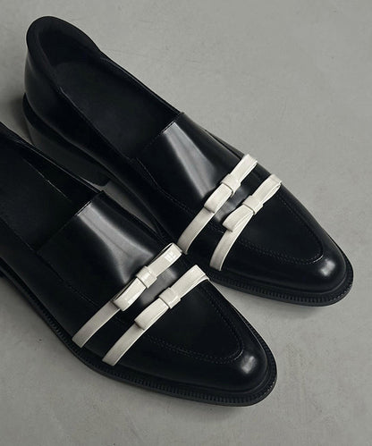 Bout pointu et nœud ajusté en cuir de vachette noir épais