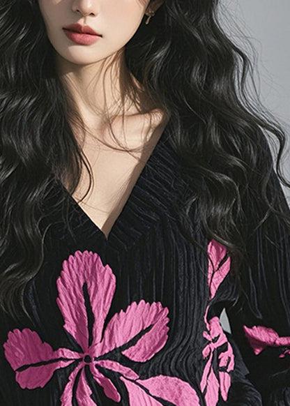 T-shirt de printemps noir à col en velours côtelé et imprimé V français