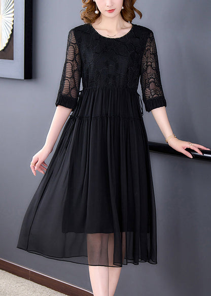 Robe longue en mousseline de soie noire froissée à lacets et demi-manches OP1008