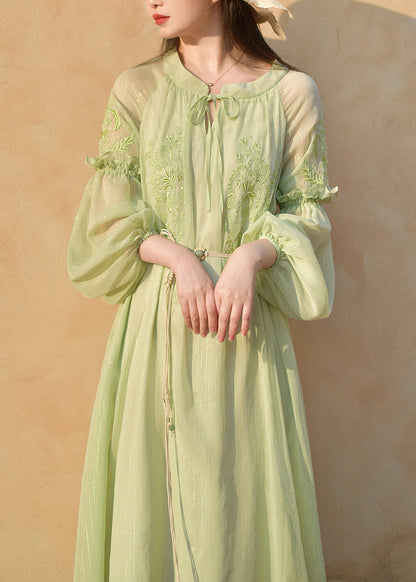 Robe en mousseline de soie brodée à volants vert français été XX037