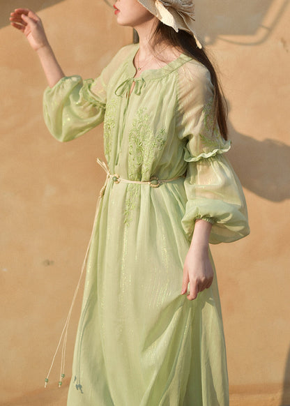 Robe en mousseline de soie brodée à volants vert français été XX037