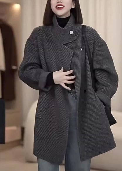 Manteau en laine gris français à col montant et poches boutonnées, printemps TY012