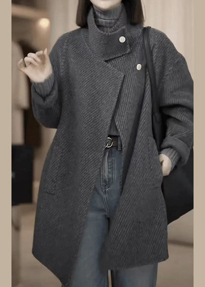 Manteau en laine gris français à col montant et poches boutonnées, printemps TY012