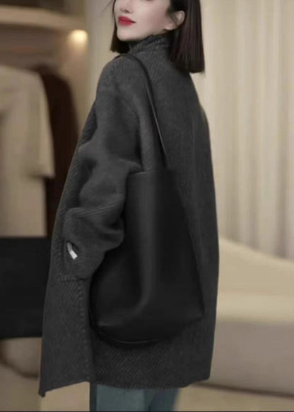 Manteau en laine gris français à col montant et poches boutonnées, printemps TY012