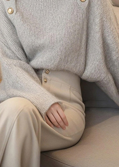 Pull en tricot de coton confortable gris clair à col bateau, printemps TO045