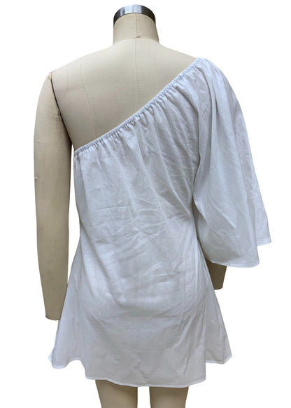 Robe mi-longue asymétrique en coton uni blanc français avec manches bracelet QE044