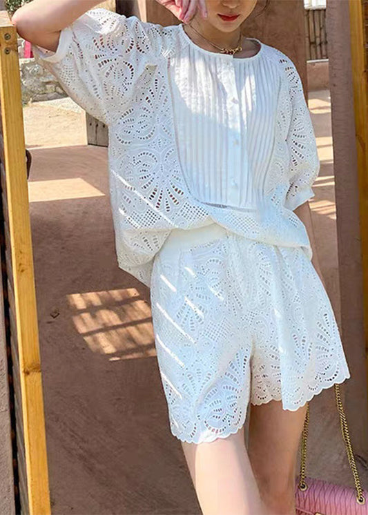 Ensemble deux pièces chemise blanche à manches courtes et col rond