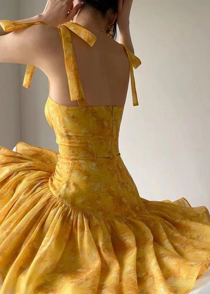 Robe d'été à bretelles fines brodée jaune française EE1001