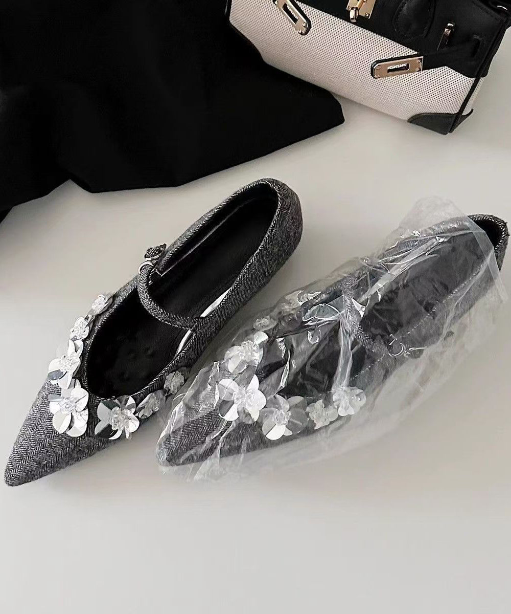 Sangle élégante en coton gris à motif floral épais avec boucle en tissu épissée