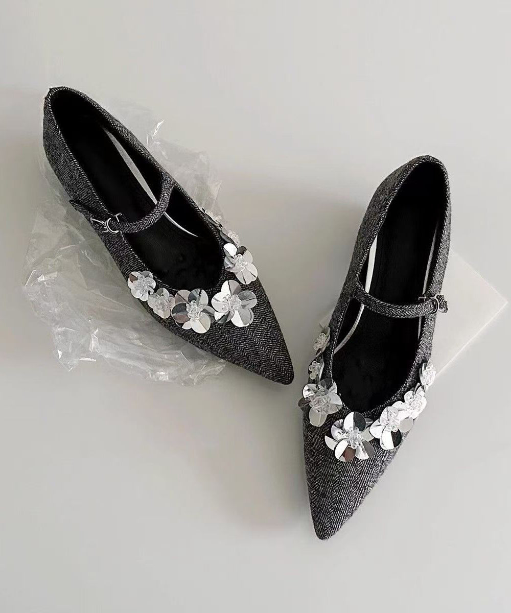 Sangle élégante en coton gris à motif floral épais avec boucle en tissu épissée