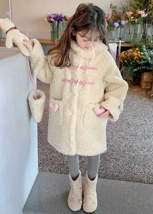 Manteau à capuche en fausse fourrure pour enfants fait main avec poches en patchwork d'abricot WL022