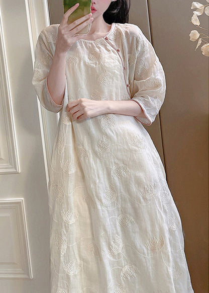 Robe longue en lin brodée à col rond rose faite à la main pour l'été XX036