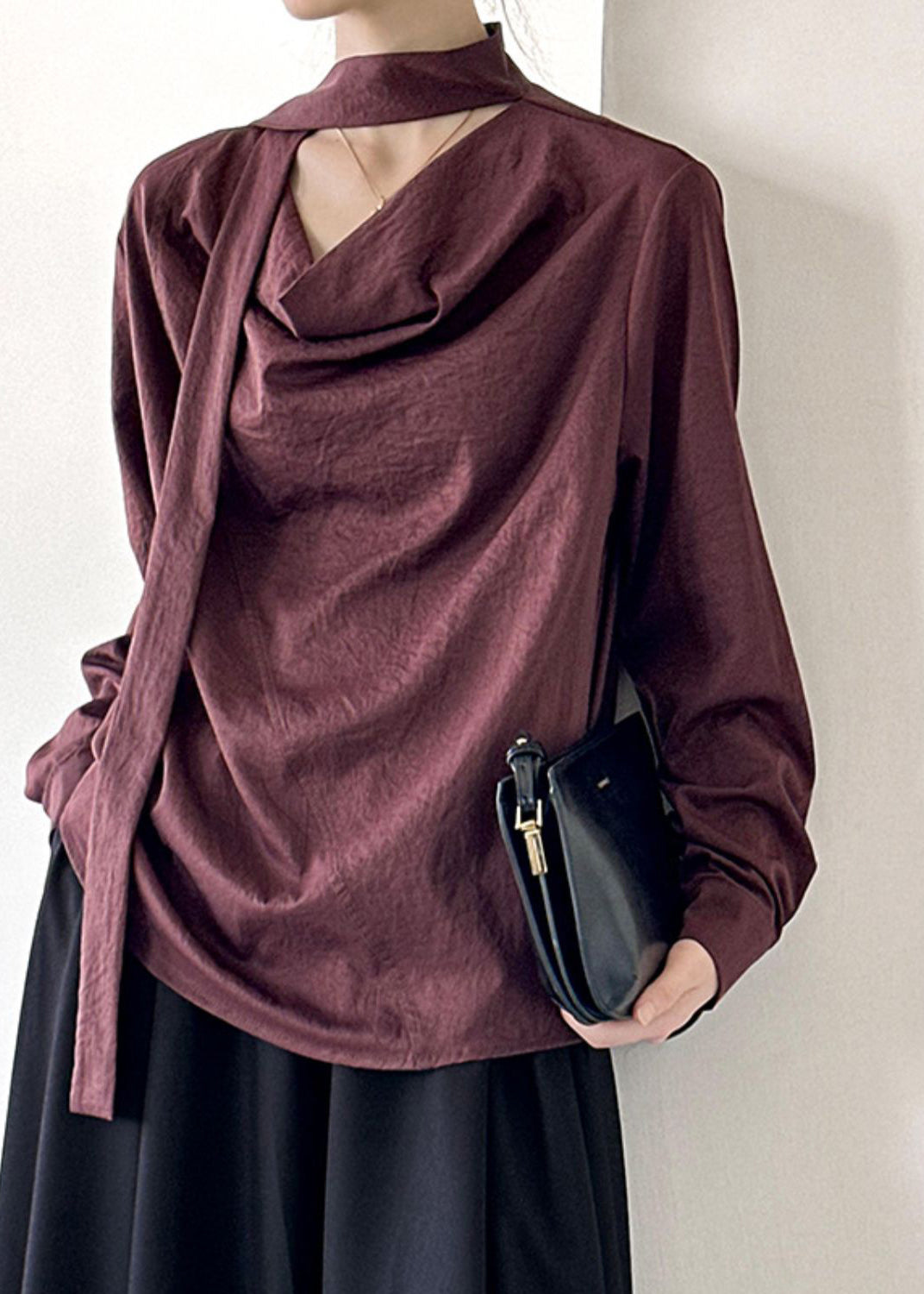 Haut de printemps fait main en patchwork rouge uni