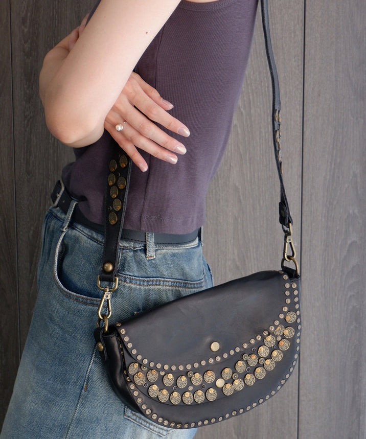 Rivet Solid Saddle Bag Durable Handmade Leather
