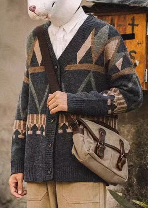 Manteau jacquard en tricot gris foncé à col en V pour homme, boutonné